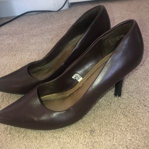 Merona Brown Faux Leather Pumps